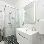 Mare - With Heated Pool Villa Zara