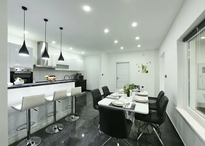 Mare - With Heated Pool 别墅