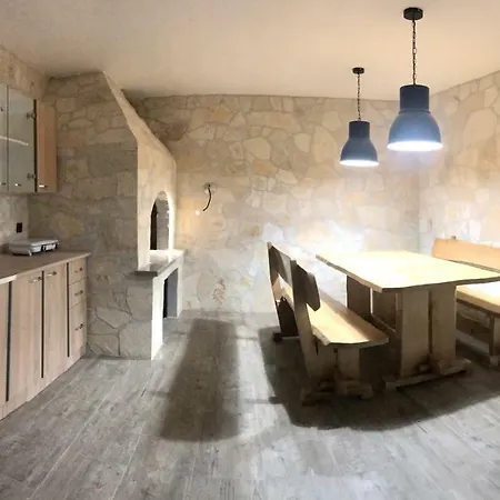 Mare - With Heated Pool Villa